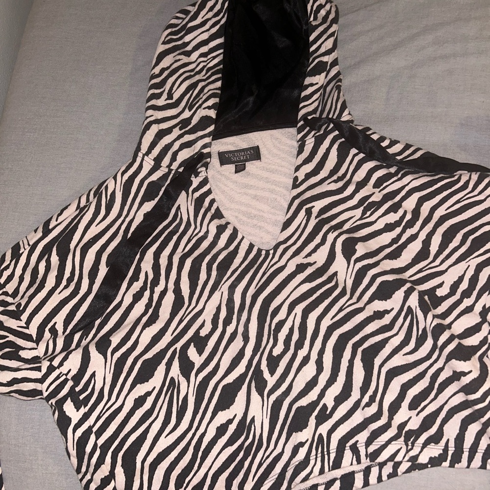 Victoria Secret Zebra Print Pullover Jacket w/ Silk Hood